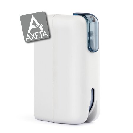 <strong>FARO IP AXETA  RILEVATORE WIRELESS A BATTERIA OUTDOOR A DOPPIA </br>TECNOLOGIA</strong></br></br>Faro IP Axeta è il rilevatore di presenza wireless a Doppia Tecnologia Microonde</br> (MW) e Sensore infrarosso (PIR) ideato da Venitem per l'utilizzo negli impianti</br> d'allarme compatibili con il Sistema di allarme senza fili Axeta. Il rilevatore</br> è totalmente impermeabile grazie alla presenza di guarnizioni nei profili di </br>chiusura e per questo è ideale nelle applicazioni in cui si è particolarmente </br>esposti alle intemperie. Inoltre, Faro IP Axeta è dotato dei più avanzati </br>sistemi  brevettati da Venitem contro qualsiasi tentativo di manomissione: </br>sistema anti-accecamento della lente dell'infrarosso. Correttamente installato, </br>il rilevatore di presenza Faro IP Axeta può raggiungere una portata massima di </br>10-12 mt e può essere configurato per funzionare nelle modalità attraversamento </br>(a tenda) o in avvicinamento (a corridoio).</br></br><strong>PRINCIPALI FUNZIONI</strong></br></br>- DT  Rilevatore doppia tecnologia (µWIRP)</br>- Portata metri  Il rilevatore ha una portata operativa di 10-12 mt</br>- Anti-accecamento dell'infrarosso  Consente di segnalare qualsiasi tentativo </br>di accecamento della lente dell'infrarosso</br>- Immunità agli animali  Immunità agli animali di piccola taglia (con </br>applicazione accessorio dedicato)  Opzionale</br>- LED Off  Disattiva le visualizzazioni di rilevazione mantenendo abilitate le </br>visualizzazioni delle memorie</br>- Impermeabilità  Il rilevatore è IMPERMEABILE grazie alla presenza di </br>guarnizioni nei profili di chiusura</br>