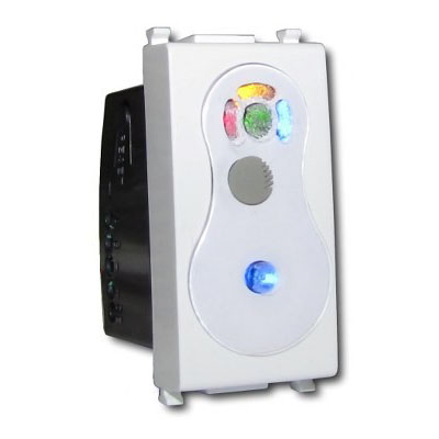 Lettore di prossimità per le centrali SPARKLE 120 e SPARKLE 280 che permette di </br>leggere le chiavi SMARTKEY e SMART-CARD ed eseguire le funzioni programmate.</br>- Collegamento seriale RS 485 a 4 conduttori per collegamento fino a 600 m di </br>distanza dalla centrale.</br>- 4 led per un totale controllo nella gestione dell'impianto.</br>- un led di cortesia per un facile individuazione al buio del punto di lettura.</br>- Possibilità di accensione della centrale in qualsiasi modalità.</br>- Possibilità di attivazione di funzioni complesse con riconoscimento </br>dell'utente.</br>- Compatibilità con diverse placche:</br>- Vimar per la serie Plana e Idea.</br>- Ticino per la serie Matix e Living</br>- Gewiss per la serie System</br>- Elettrocanali per la serie Life</br>- ABB per la serie ABB</br>- Urmet per la serie Simon</br></br>