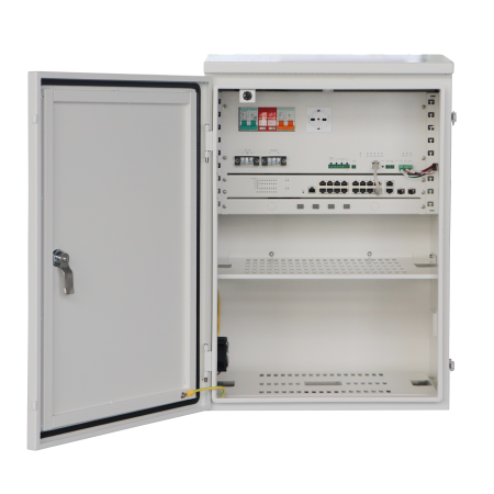 - Armadio in metallo antisabotaggio IP66</br>- Switch Layer 2, 16 porte PoE  2 SFP</br>- Cassetto ottico per 4 fibre</br>- Smart Controller per gestione da remoto</br>- Software di gestione incluso</br>- 3 uscite 12Vcc da 3A  1 uscita 24Vcc pilotabili da remoto</br>- Termo regolazione interna con controllo ventole</br>- Multi presa di servizio</br>- Ripiano alloggiamento NVR con uscita alimentazione dedicata</br>- Dimensioni (AxLxP): 660 mm x 450 mm x 400 mm</br>- Ingombro max batterie (AxLxP): 220 mm x 370 mm x 370 mm</br></br>