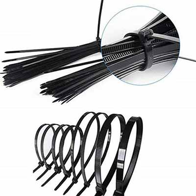 Fascette UV-resistant da utilizzare 1 ogni 20cm per il fissaggio (confezione da </br>1000 pz).</br>