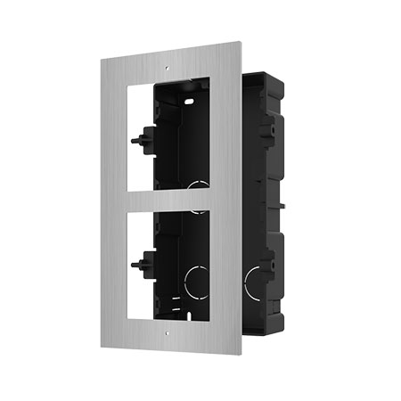Accessorio per postazione da esterno modulare, montaggio a incasso. Include 1 </br>cornice e 1 pannello frontale per 2 modulo.</br>