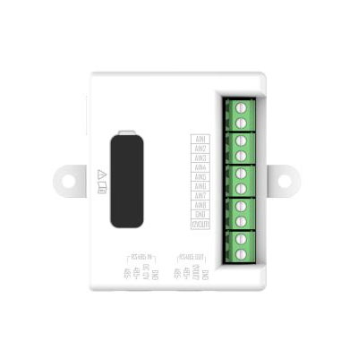 Interfaccia ingressi pulsanti fisici di pulsantiere di terze parti (es. ottone o</br> personalizzate) dispone di 8 ingressi e può essere connessa ai posti esterni </br>modulari versione "B" fino ad un massimo di 20 interfacce.</br>A bordo 1 uscita in tensione 12 Vcc 4 W max. per eventuale alimentazione retro </br>illuminazione. Indirizzamento tramite banco a 8 dip switch. Dimensioni </br>62,2x55x18 mm. Alimentazione 12 Vcc. Comunicazione in RS-485. Temperatura di </br>lavoro -30 /C  60 /C.</br></br>