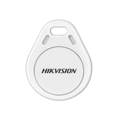 Chiave di prossimità in formato portachiavi. Tecnologia MiFare 1K x 8bit - </br>13.56MHz.</br>Compatibile con le famiglie di prodotto Hikvision Intercom e Controllo Accessi. </br>Logo Hikvision.</br>Dimensioni 41 x 32 x 3.5mm</br>