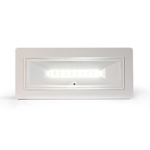 Lampada di illuminazione di emergenza di tipo standard serie DIVA.</br>Potenza 8W. MED. FL (SE) 320 (lm).</br>Durata 3h. Batteria LiFePO4 3,2V1,5Ah.</br>Non Permanente (SE).</br>IP42.</br>