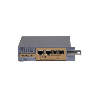 Modulo per la connessione in rete di MAX 48 centrali PREVIDIA ULTRAVOX</br>Connessione ad anello (Token Ring)</br>Configurazione della rete automatica</br>Ogni singola tratta può essere realizzata mediante connessione ETHERNET punto </br>punto (MAX 100m) con cavo UTP CAT 5 o mediante fibra ottica aggiungendo un </br>convertitore SFP (100 Base FX) nei socket previsti</br>condivisione completa delle informazioni tra centerali</br>condivisione di MAX 20 tracce audio tra le centrali</br>gestione automatica delle priorità delle tracce audio condivise</br>collegamento nella barra CANDRIVE presente all'interno del Cabinet delle </br>centrali</br>inserimento / disinserimento a caldo (HOT SWAP)</br>MAX UN MODULO IFAMIDANET PER CENTRALE</br>