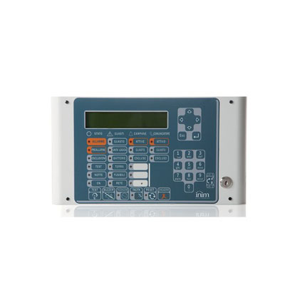 Repeater con display grafico alfanumerico LCD, per centrali serie SmartLoop. </br>Fornisce tutte le funzioni del pannello di centrale. Massimo 14 tastiere per </br>SmartLoop.</br>