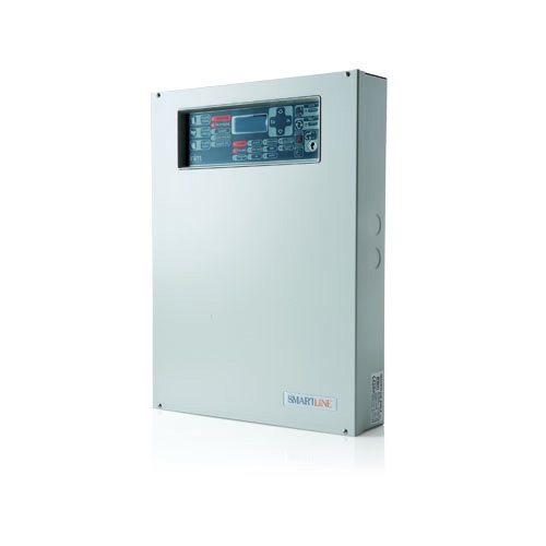 <strong>CENTRALE DI ESTINZIONE AD 1 CANALE EQUIPAGGIATA CON 4 ZONE CONVENZIONALI</br> ESPANDIBILI A 36</strong></br></br>La centrale di estinzione SmartLine036-4EXT è basata sulla centrale rivelazione </br>incendio convenzionale a 4 zone SmartLine036-4.</br></br>La centrale offre 1 canale di estinzione SmartLetLoose/ONE ed è in grado di </br>offrire tutte le funzionalità della centrale convenzionale SmartLine036-4.</br></br>La centrale di estinzione SmartLine036-4EXT può essere interfacciata alle </br>centrali analogiche indirizzate della serie SmartLoop per fornire ad esse le </br>funzioni di estinzione necessarie.</br></br>L'interfaccia avviene attraverso la connessione RS485 di cui la centrale di </br>estinzione è equipaggita. Sarà così possibile programmare la centrale di </br>estinzione SmartLine036-4EXT in maniera da attivare le sue funzioni sia in base </br>alle informazioni locali (zone convenzionali, morsetti di estinzione, di stop </br>estinzione, ecc.) che alle informazioni remote provenienti dalla centrale </br>SmartLoop.</br></br>Alimentatore Switching da 4Ah. Max 2 batterie 12Vcc17Ah. Certificazione CPR </br>EN54pt2-4 ed EN12094 IMQ.</br>