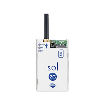 Modulo interno 2G GSM/GPRS.</br>Funzioni di comunicatore vocale e digitale su rete GSM/GPRS. Invio SMS e </br>telefonata per singolo evento.</br>Risponditore e gestione comandi da DTMF.</br>Gestione protocollo SIA-IP.</br>Programmazione e controllo delle centrali SOL tramite  CLOUD.</br>Possibilità di inserimento a caldo.</br></br>