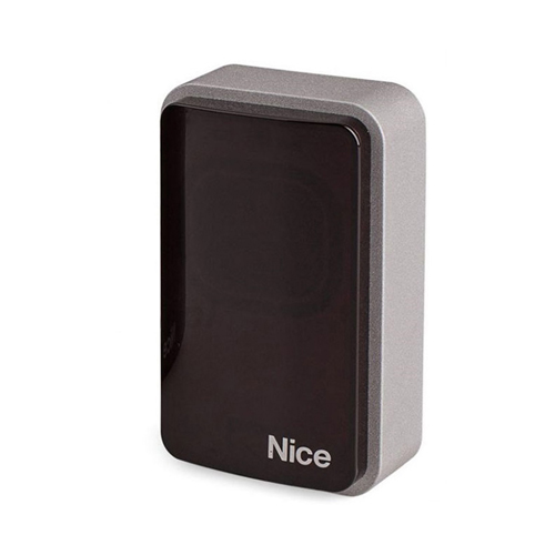 Coppia di fotocellule da esterno, per collegamento via NICE BLUEBUS.</br>