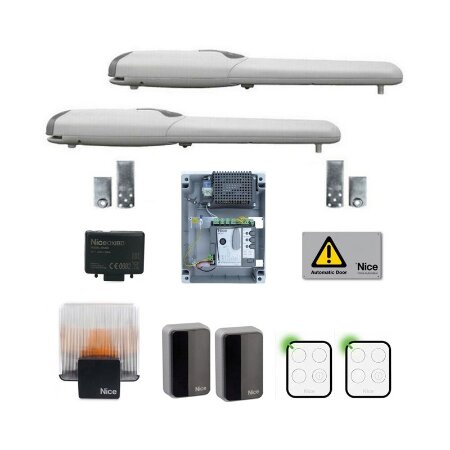 Kit bidirezionale per cancelli a battente con ante fino a 2 m, 24 Vdc, montaggio</br> esterno.</br></br><strong>Il kit comprende:</strong></br></br>- 2x WG4024</br>- 1x ON2E</br>- 1x OXIBD</br>- 1x EPM</br>- 1x MC424L</br>- 1x ELDC</br>- 1x TS</br>