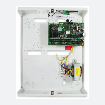 Contenitore Large.</br>Centrale Ibrida a 8 Ingressi filari espandibili a 78, Massimo 64 Ingressi </br>Wireless (richiede 2x PCX-RIX32-WE), 1 Uscite Relè  2 Uscite O.C., 10 uscite </br>ATE</br>Alimentatore 13.8Vcc/2.5A, Box Metallico (Large 390x305x100mm), Gestione totale </br>dal Cloud/APP, Configurabile da remoto</br>Il Comunicatore e la Tastiera non sono inclusi, Contact ID IP, SIA Livello 3 IP,</br> EN50131 Grado3</br>